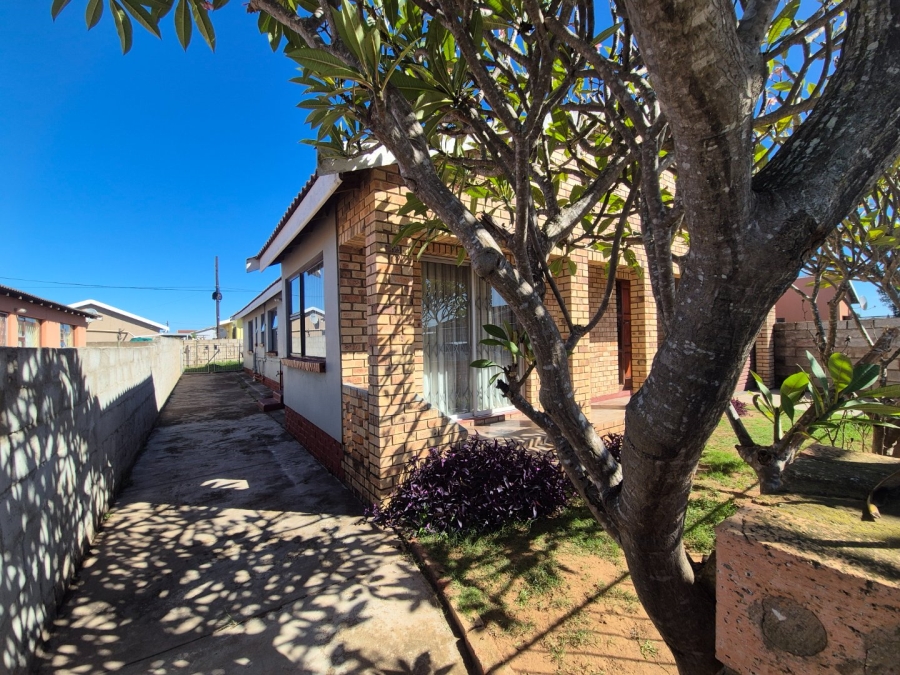 5 Bedroom Property for Sale in Motherwell Nu 5 Eastern Cape